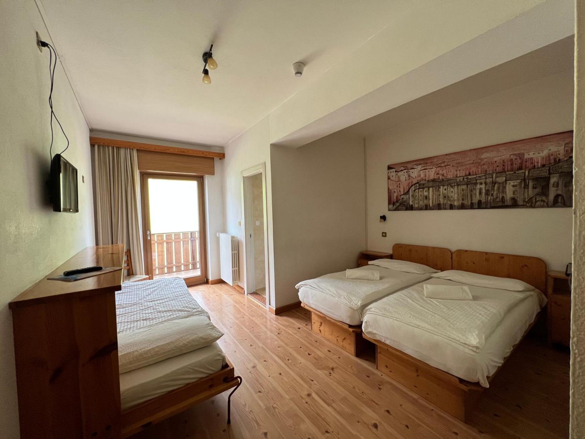 Hotel D'La Varda Di Topran D'Agata Paolo &C Sas Padola Cameră foto
